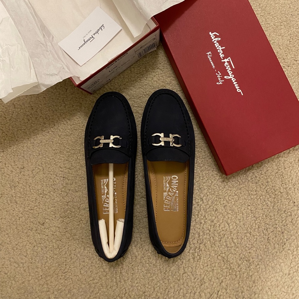 Salvatore Ferragamo flats
